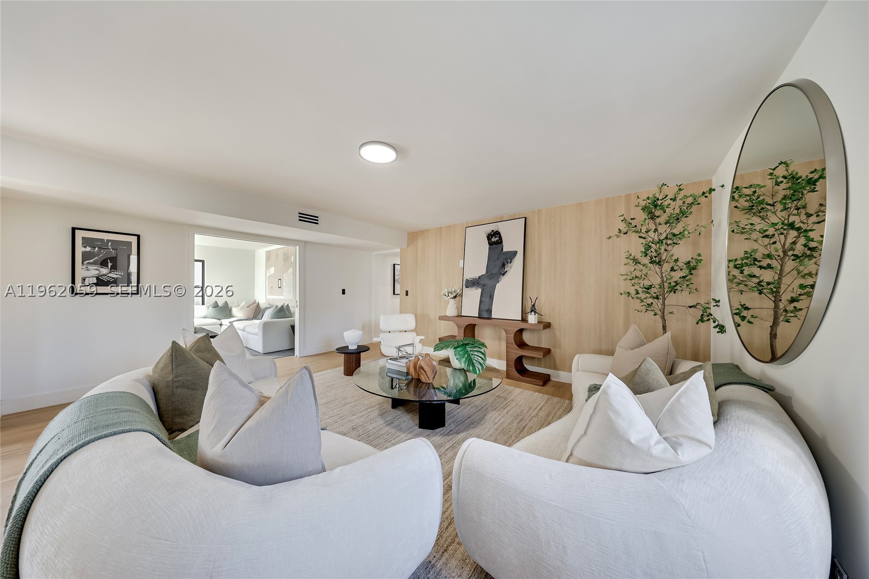 7811 Carlyle Ave, Miami Beach FL 33141
