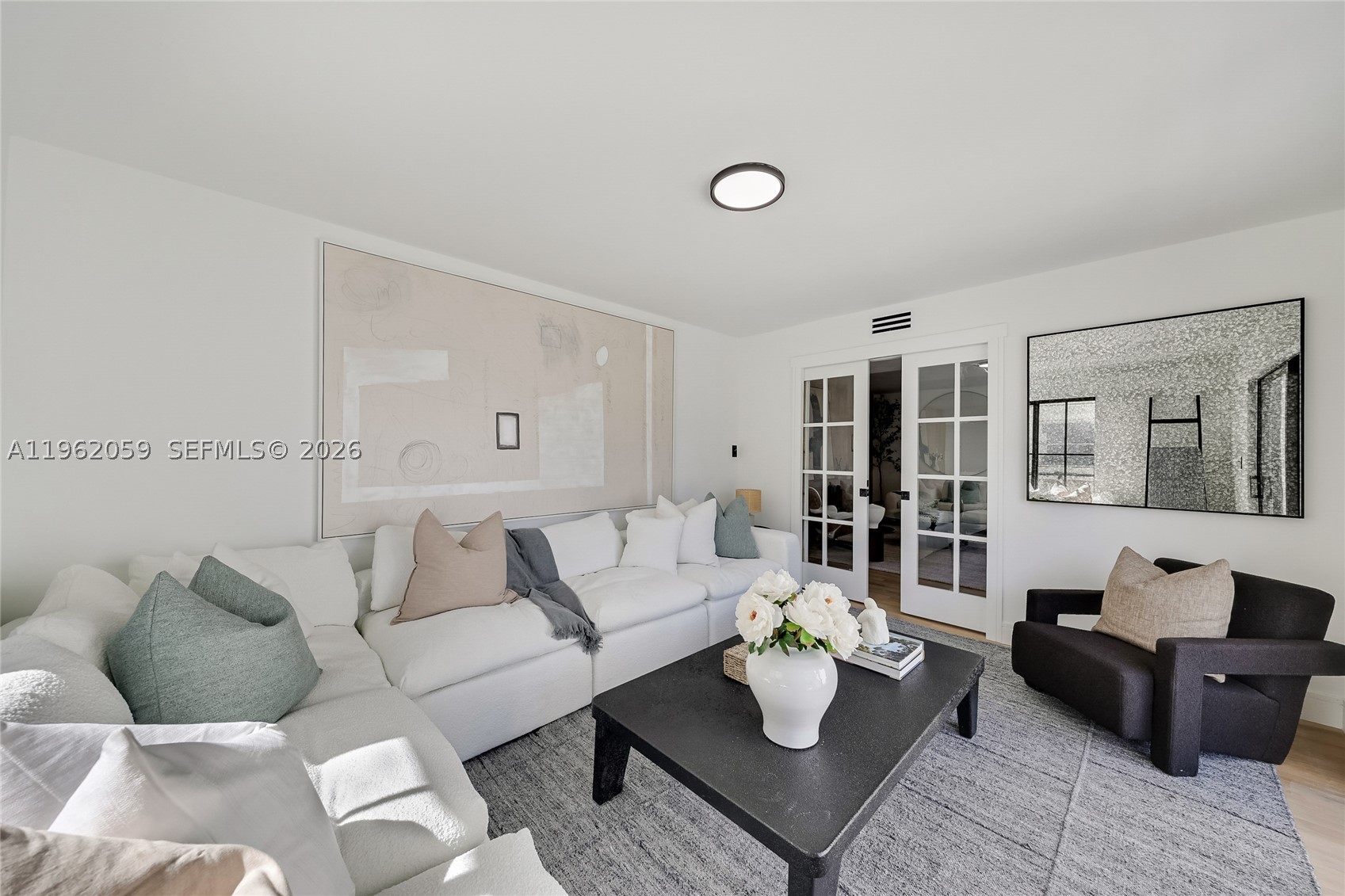 7811 Carlyle Ave, Miami Beach FL 33141