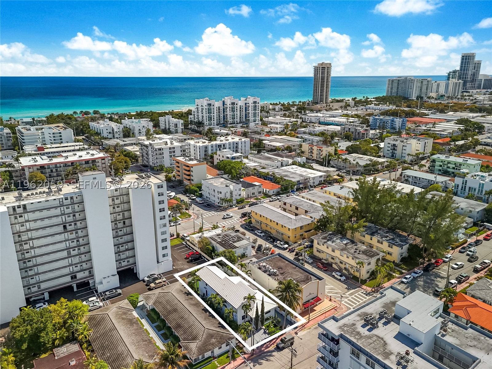 7811 Carlyle Ave, Miami Beach FL 33141