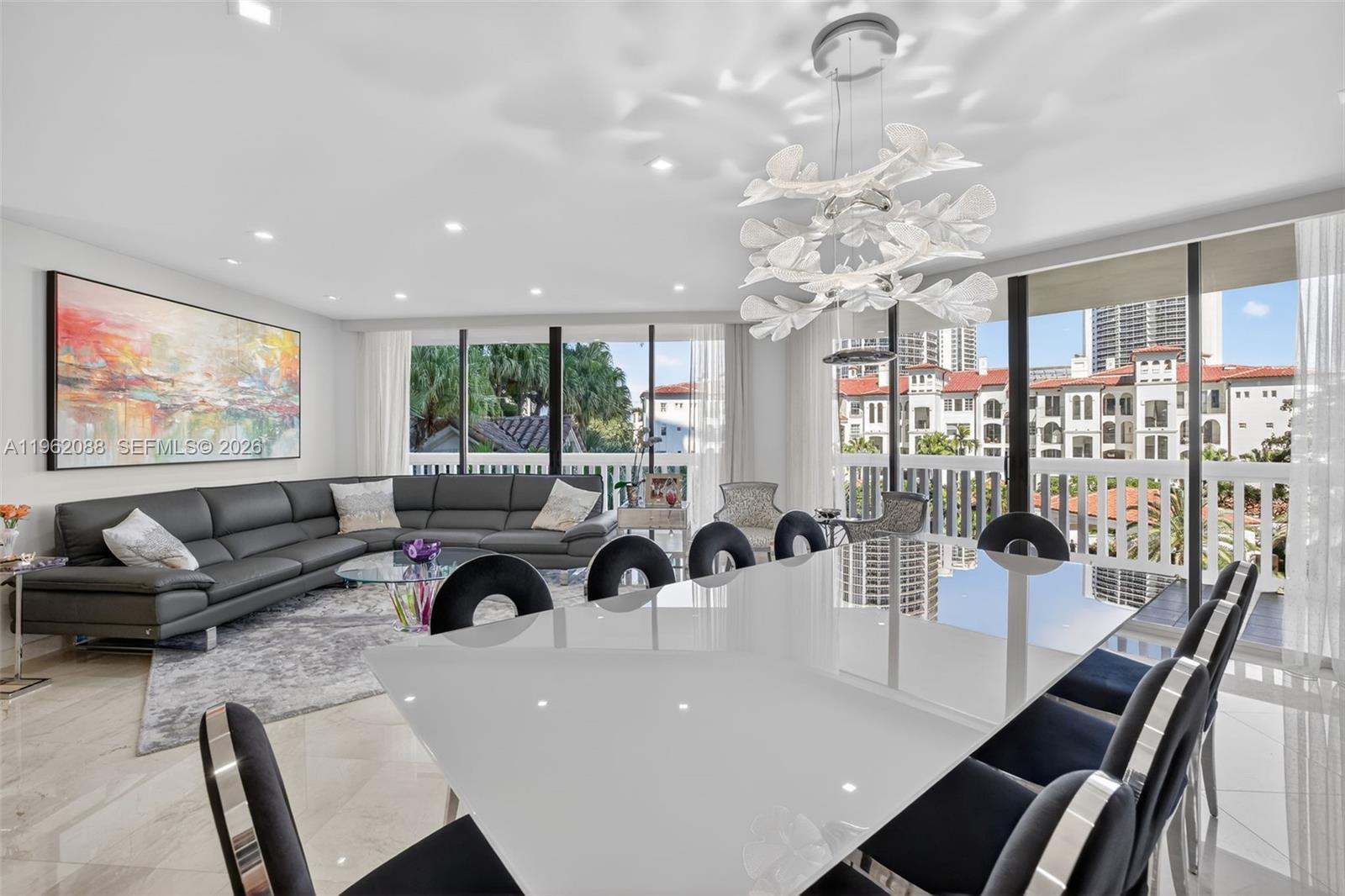 2000 Island Blvd #401, Aventura FL 33160