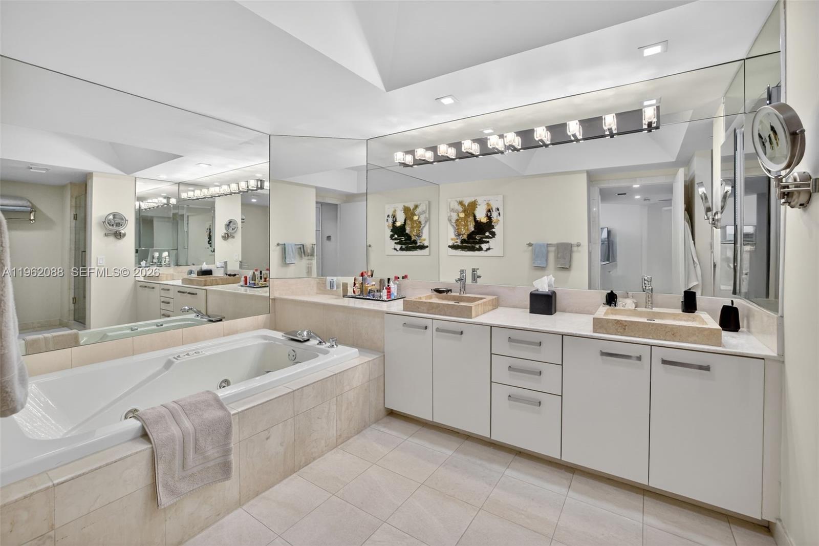 2000 Island Blvd #401, Aventura FL 33160