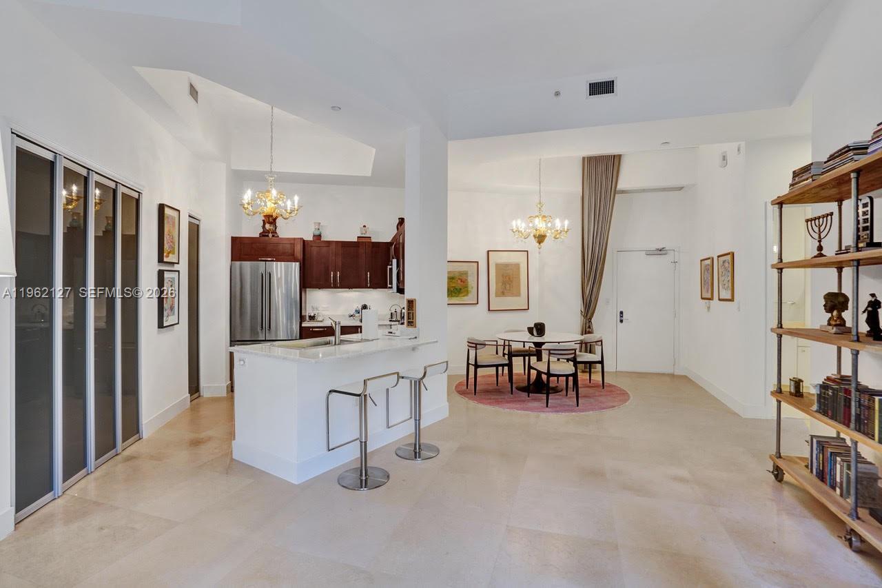 20000 E Country Club Dr #112, Aventura FL 33180