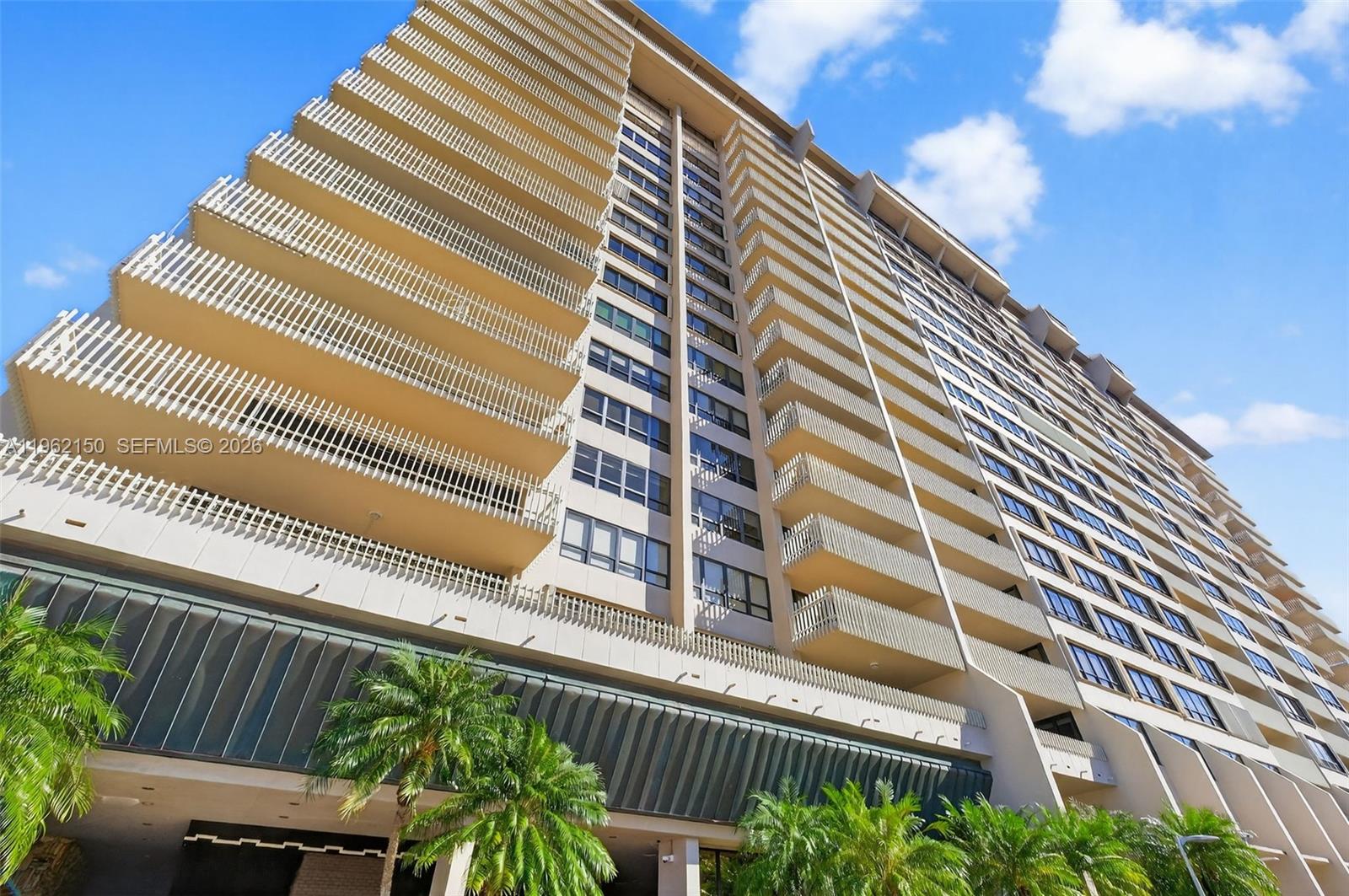 2 Grove Isle Dr #B1505, Miami FL 33133