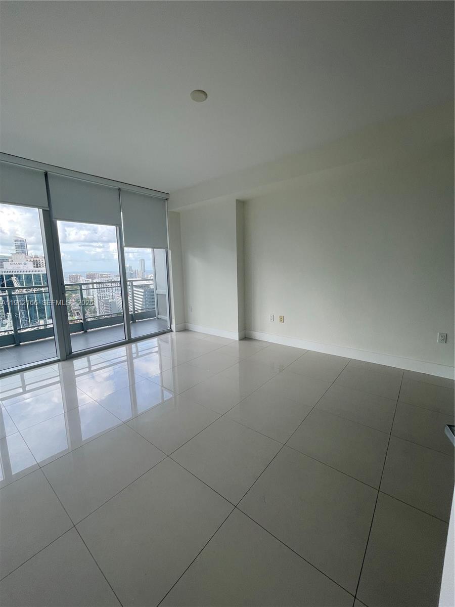 92 SW 3rd St #3203, Miami FL 33130