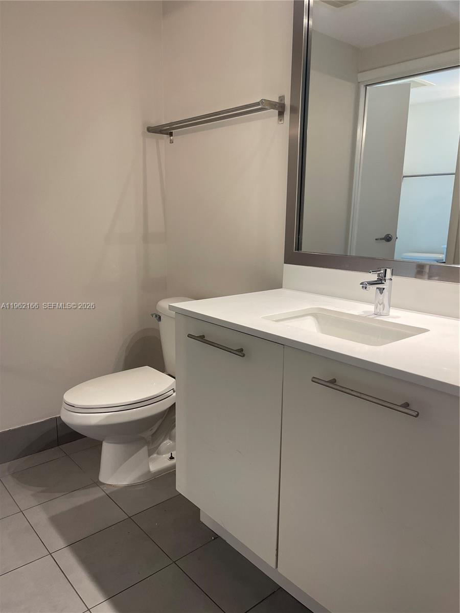 92 SW 3rd St #3203, Miami FL 33130