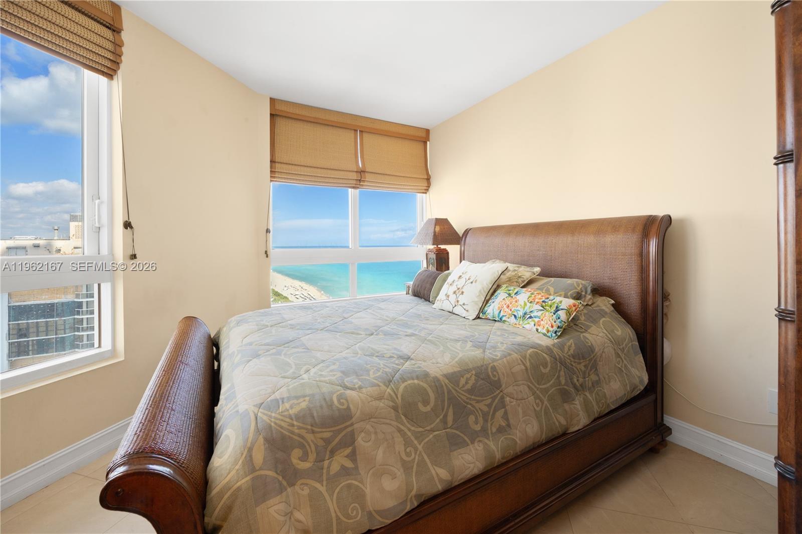 6365 Collins Ave #1901, Miami Beach FL 33141
