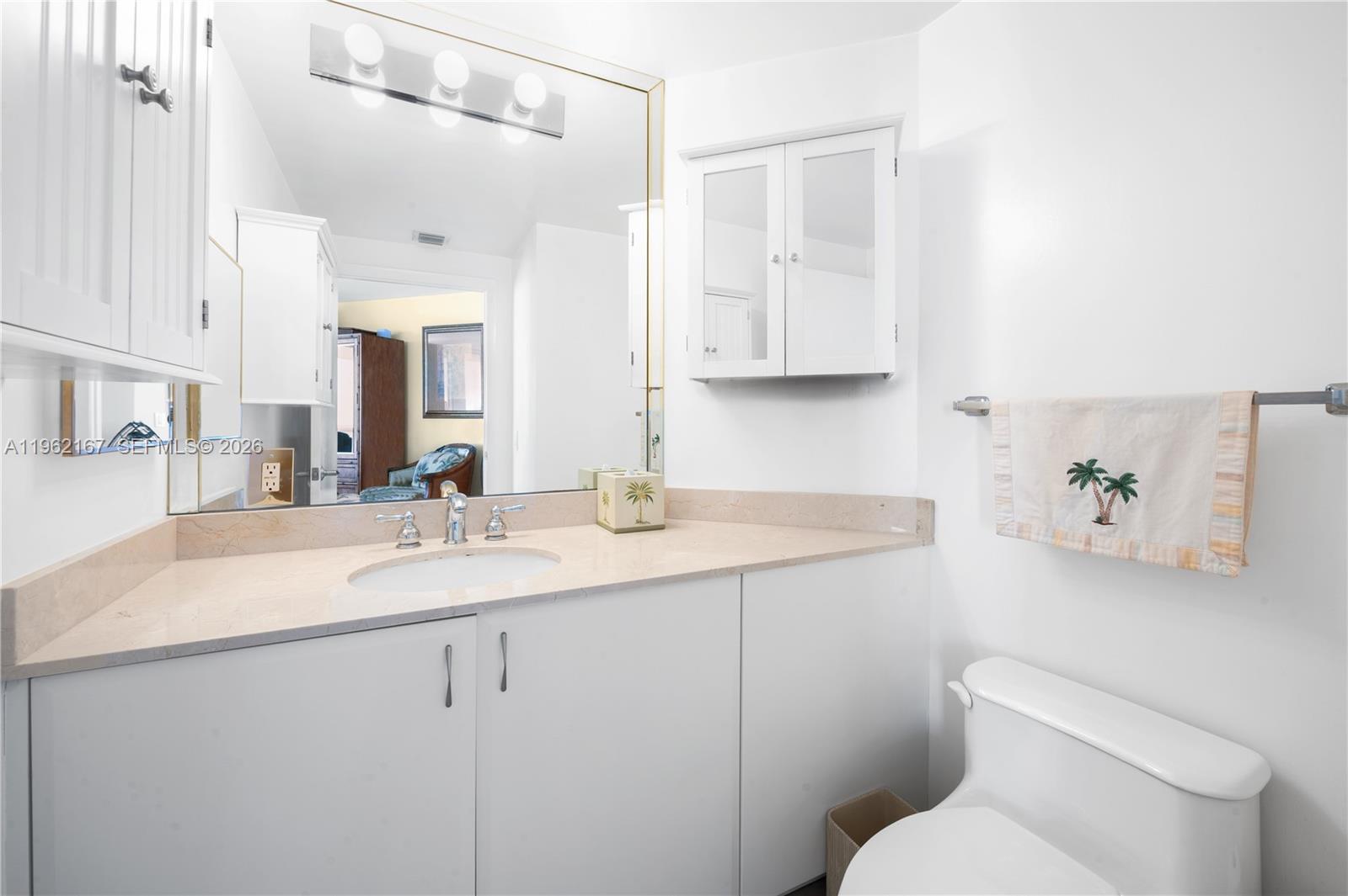 6365 Collins Ave #1901, Miami Beach FL 33141