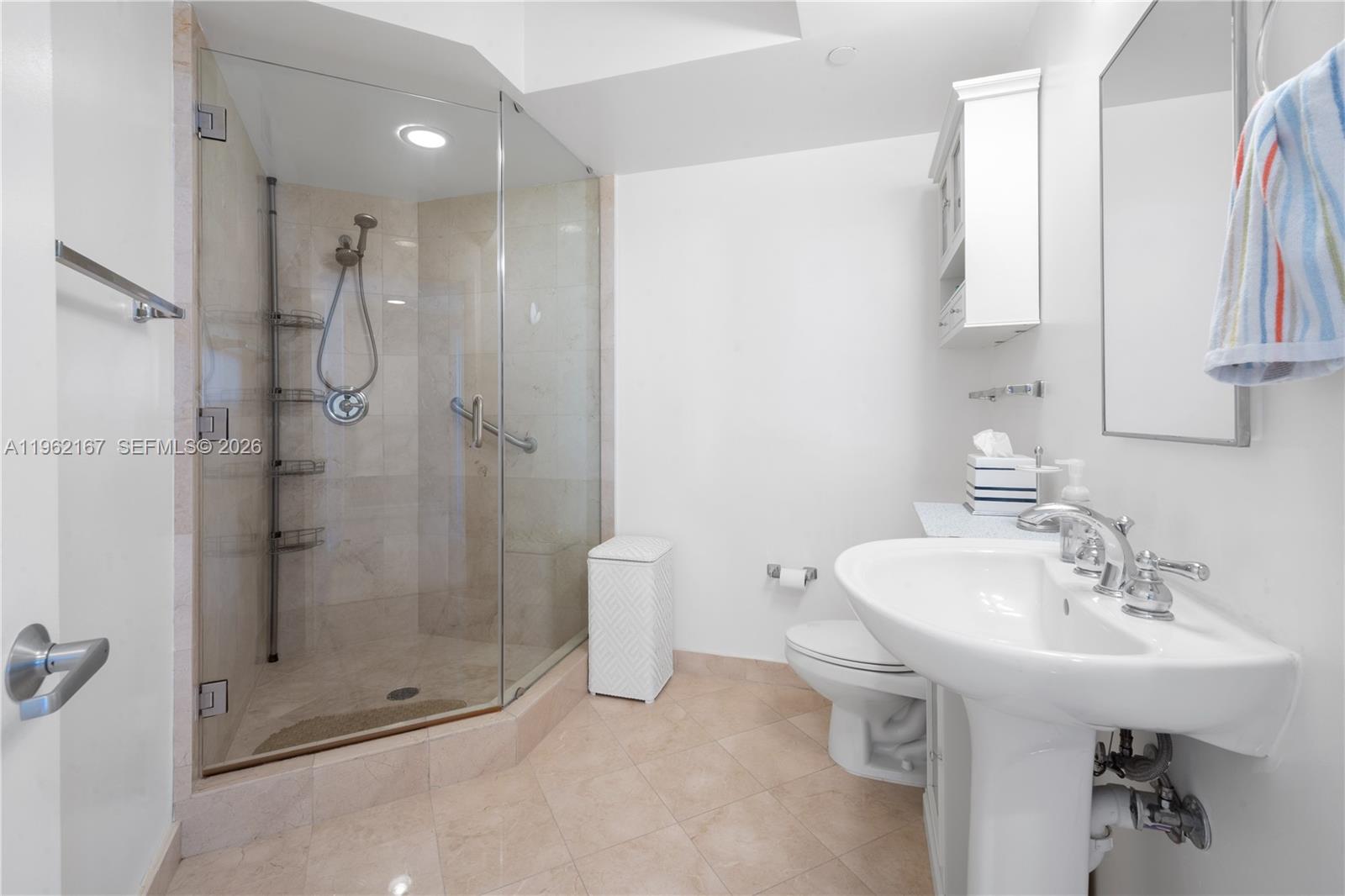 6365 Collins Ave #1901, Miami Beach FL 33141