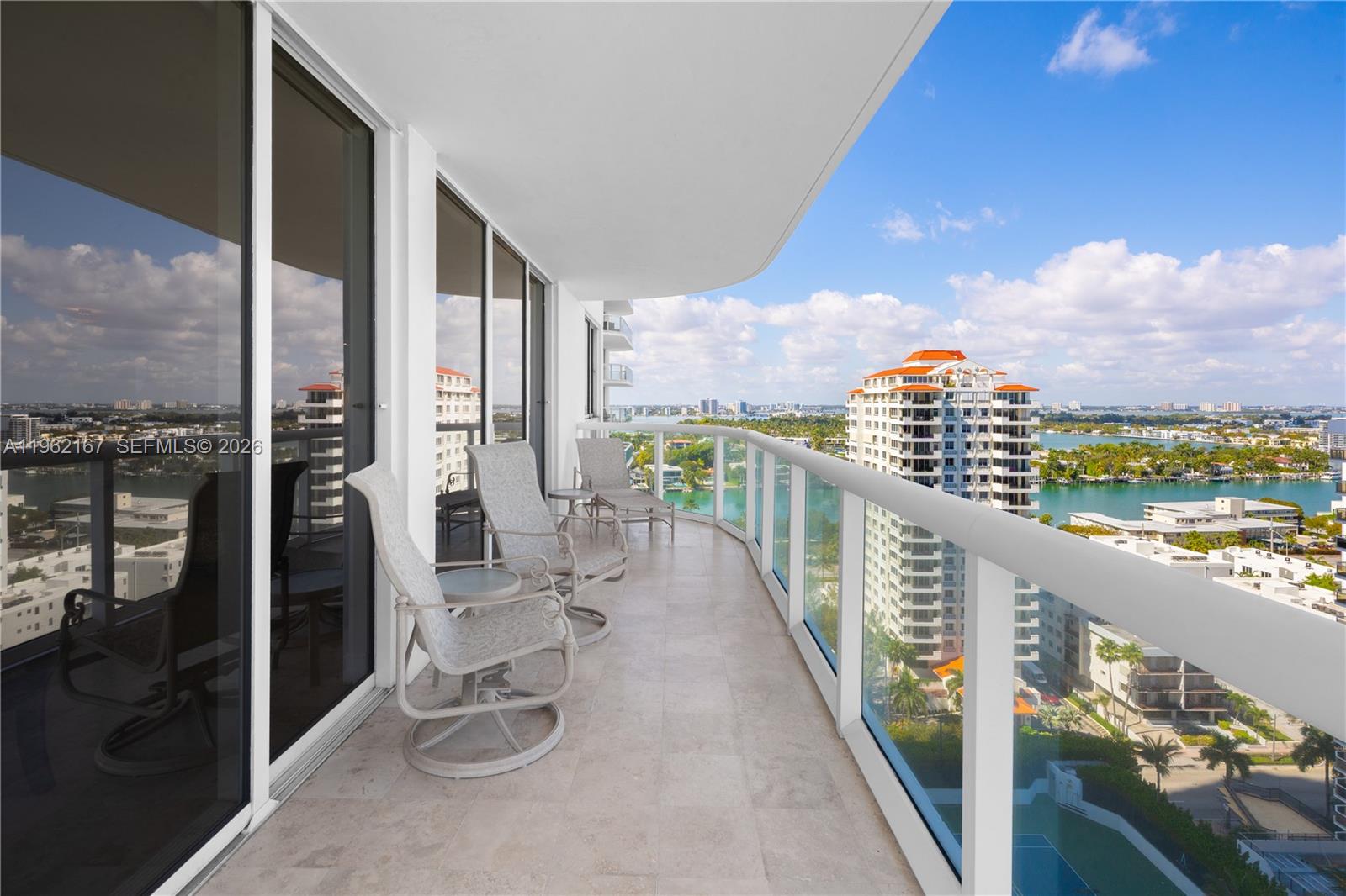 6365 Collins Ave #1901, Miami Beach FL 33141