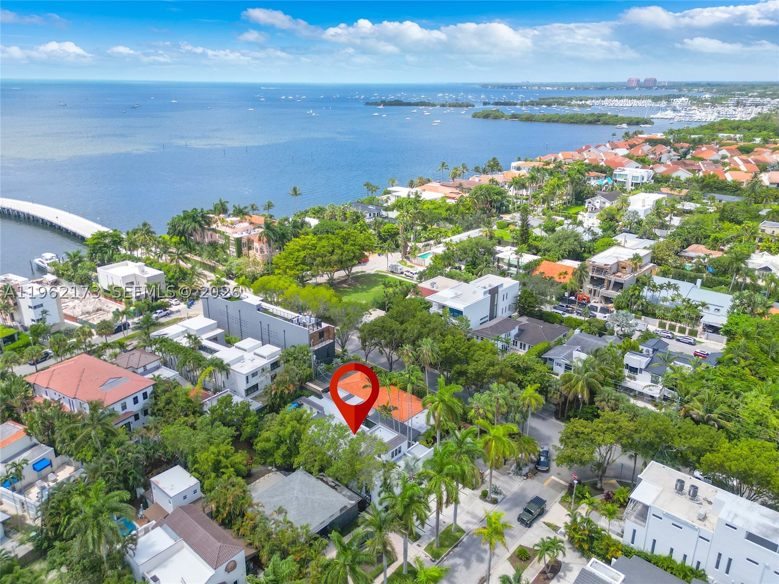 1826 Fairhaven Pl, Miami FL 33133