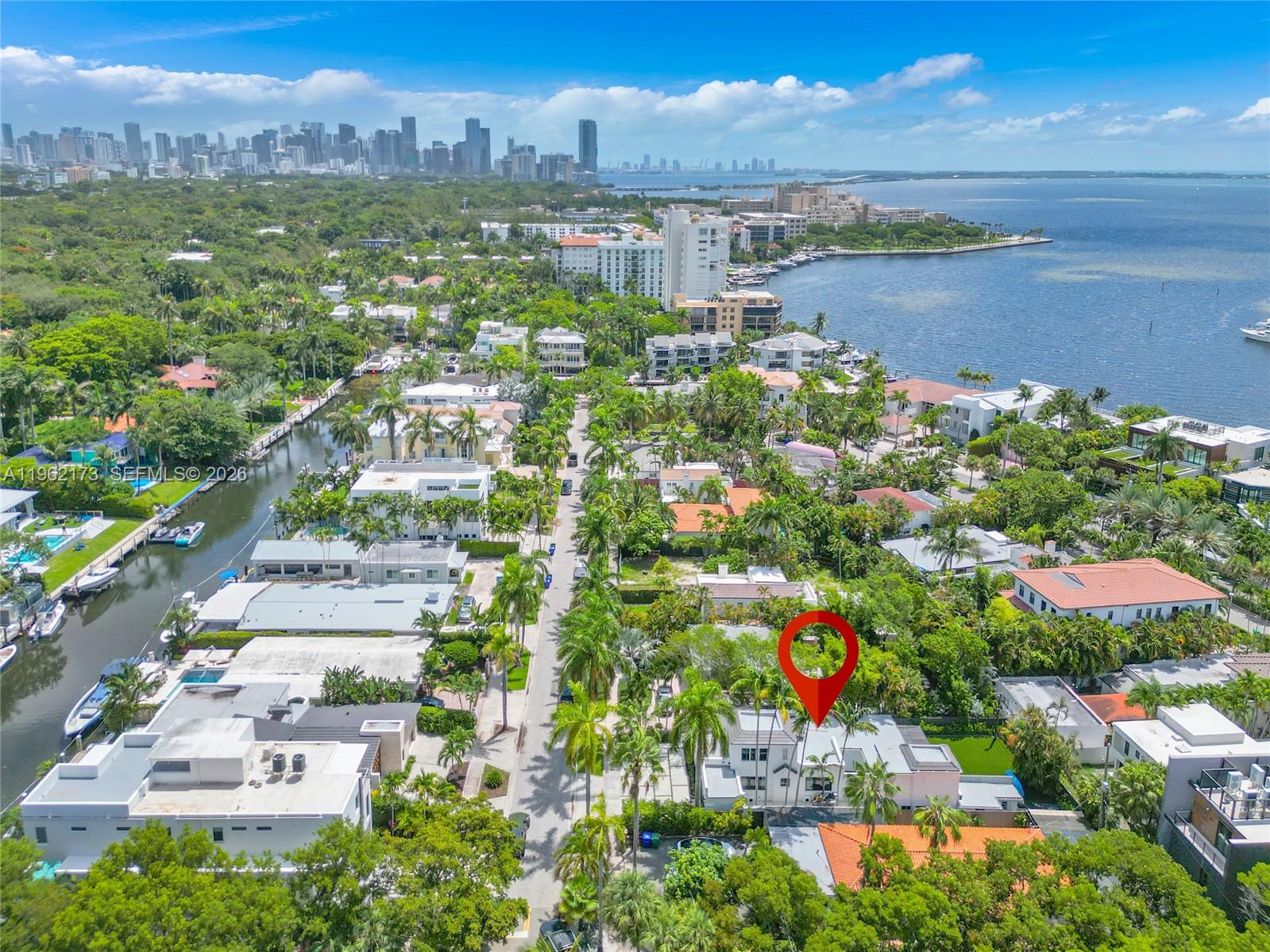 1826 Fairhaven Pl, Miami FL 33133