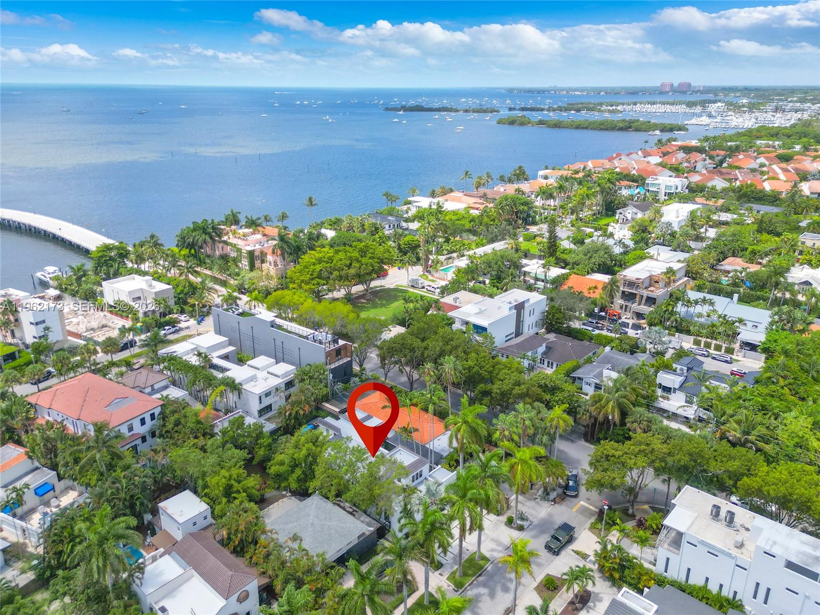 1826 Fairhaven Pl, Miami FL 33133