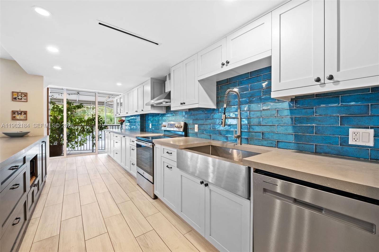 600 Grapetree Dr #3DS, Key Biscayne FL 33149