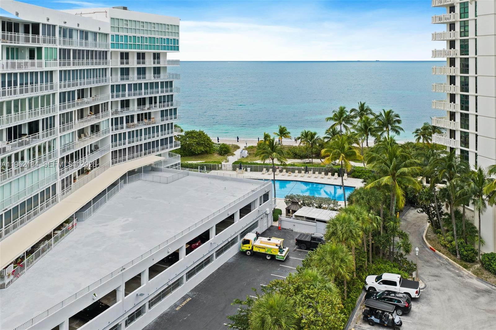 600 Grapetree Dr #3DS, Key Biscayne FL 33149