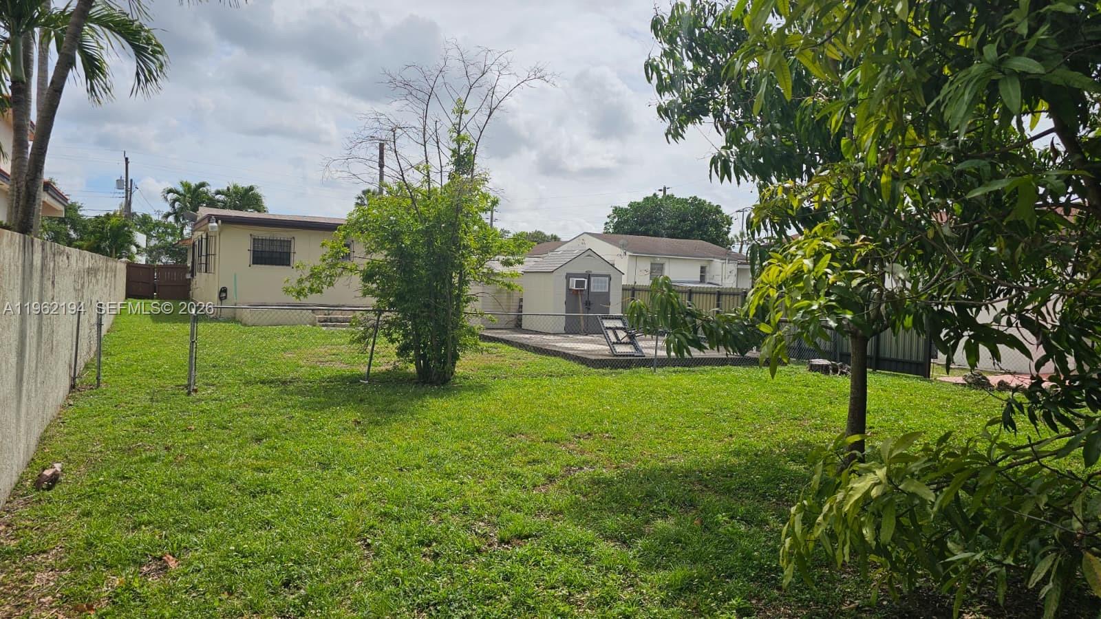 8891 SW 28th St, Miami FL 33165
