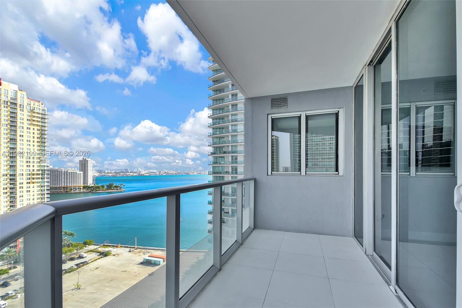 1300 Brickell Bay Dr #1910, Miami FL 33131