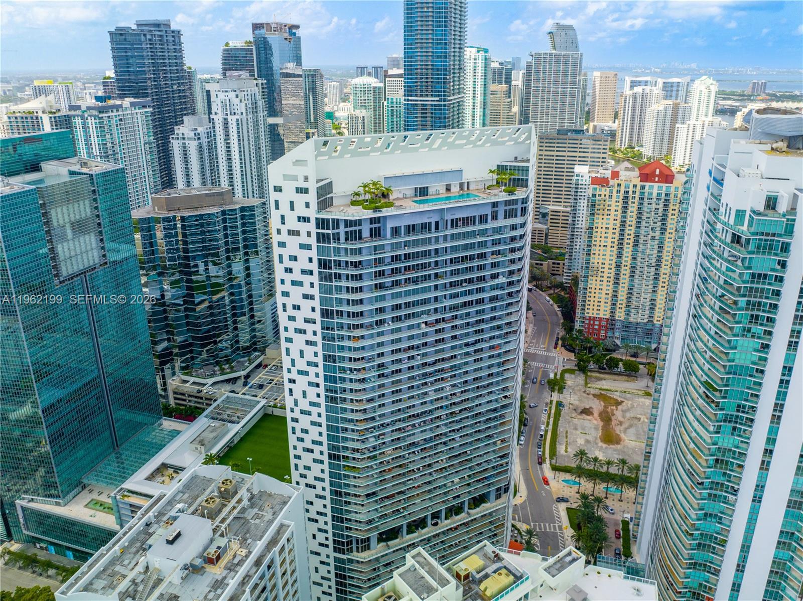 1300 Brickell Bay Dr #1910, Miami FL 33131