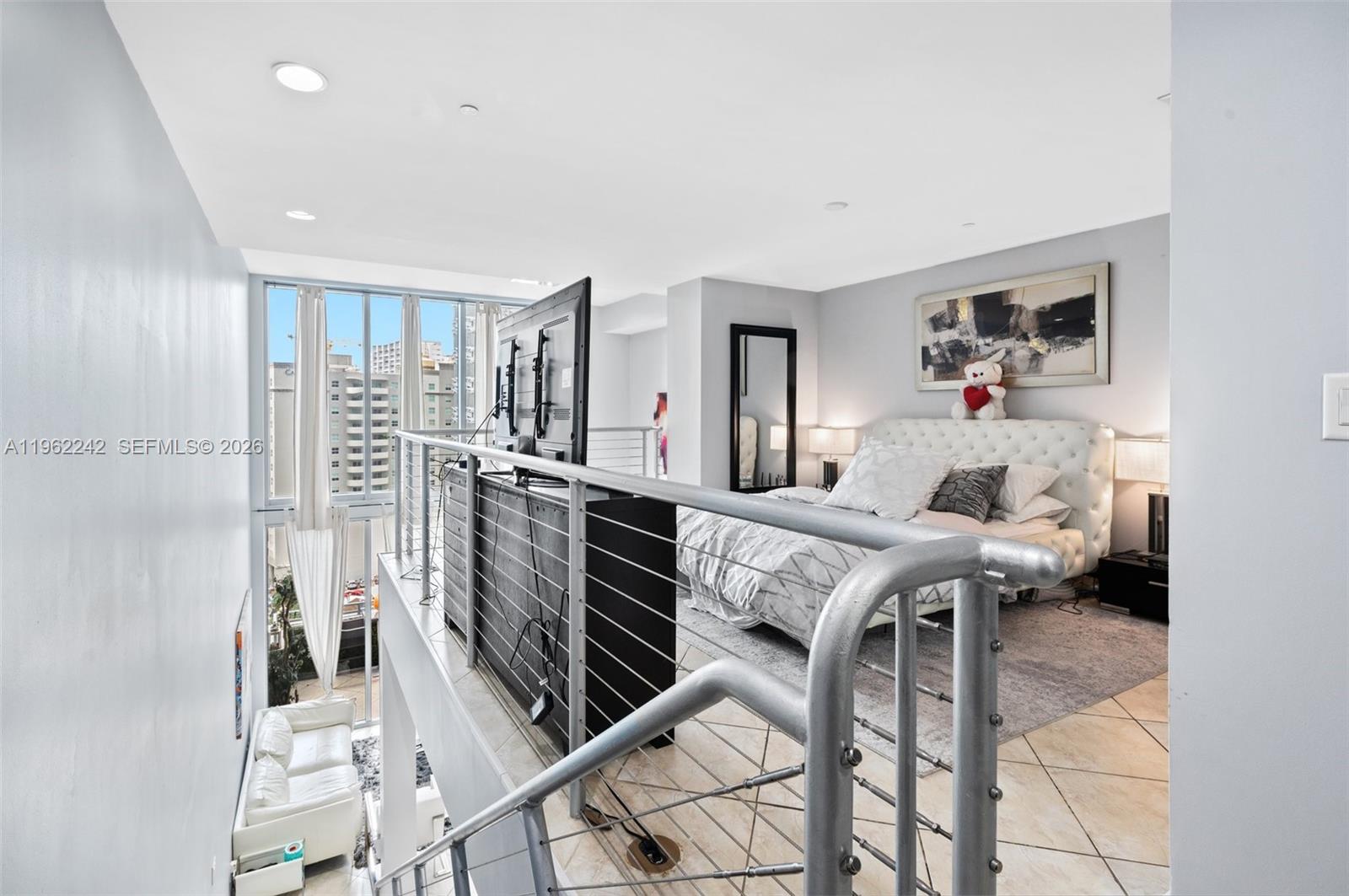 1050 Brickell Ave #1014, Miami FL 33131