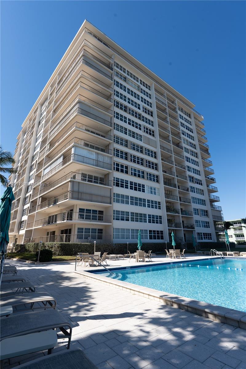 1021 Hillsboro Mile #204, Hillsboro Beach FL 33062