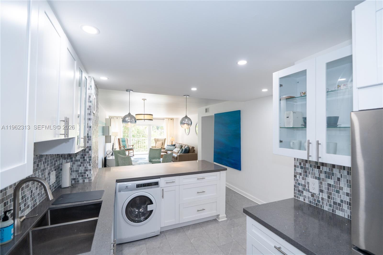 1021 Hillsboro Mile #204, Hillsboro Beach FL 33062