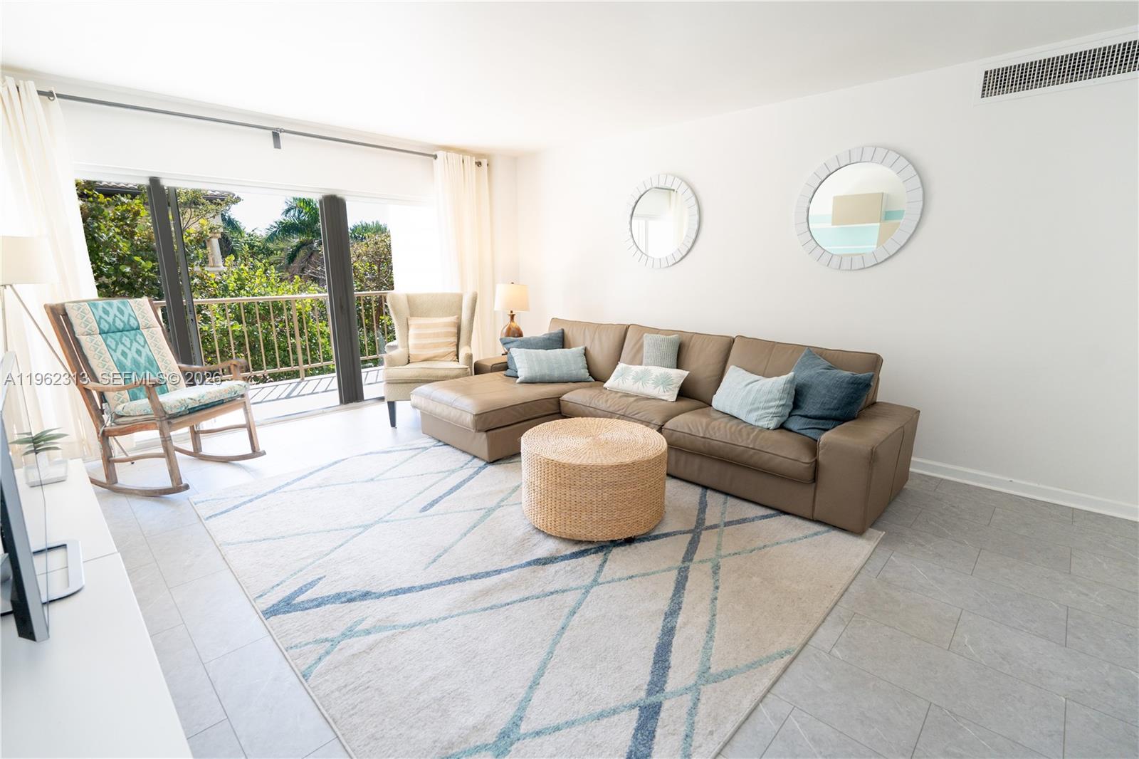 1021 Hillsboro Mile #204, Hillsboro Beach FL 33062