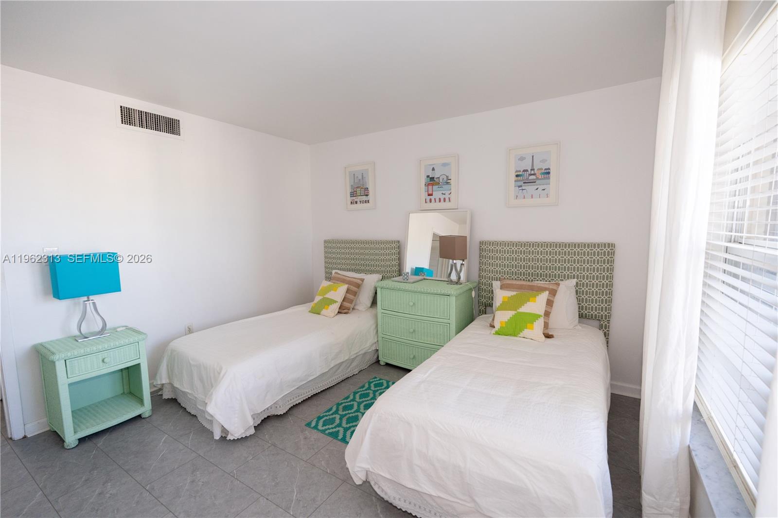 1021 Hillsboro Mile #204, Hillsboro Beach FL 33062