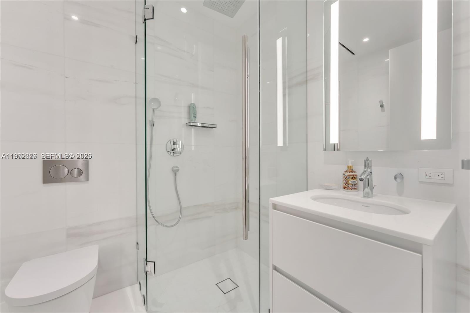 300 N Biscayne Boulevard Way #4104C, Miami FL 33131