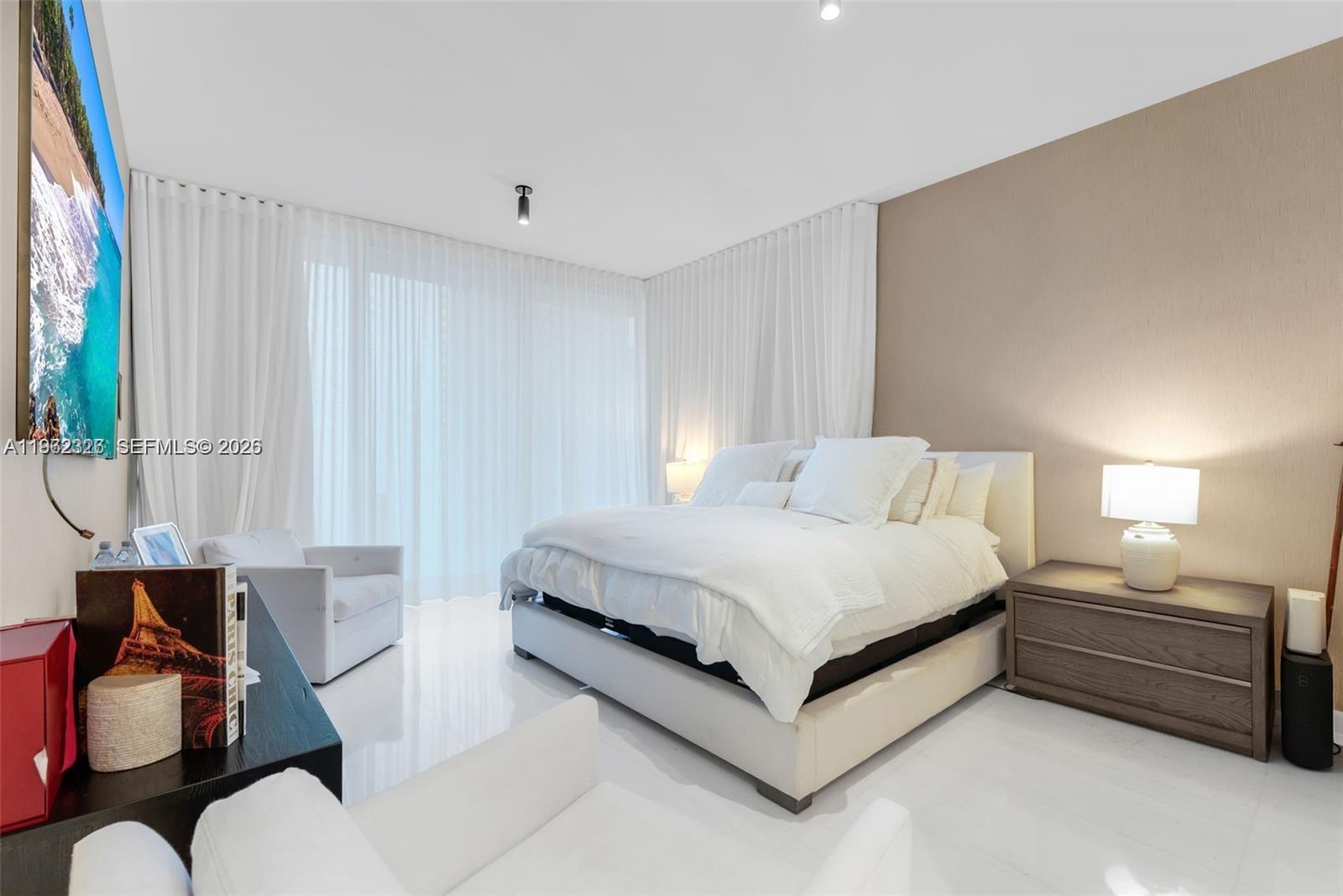 300 N Biscayne Boulevard Way #4104C, Miami FL 33131