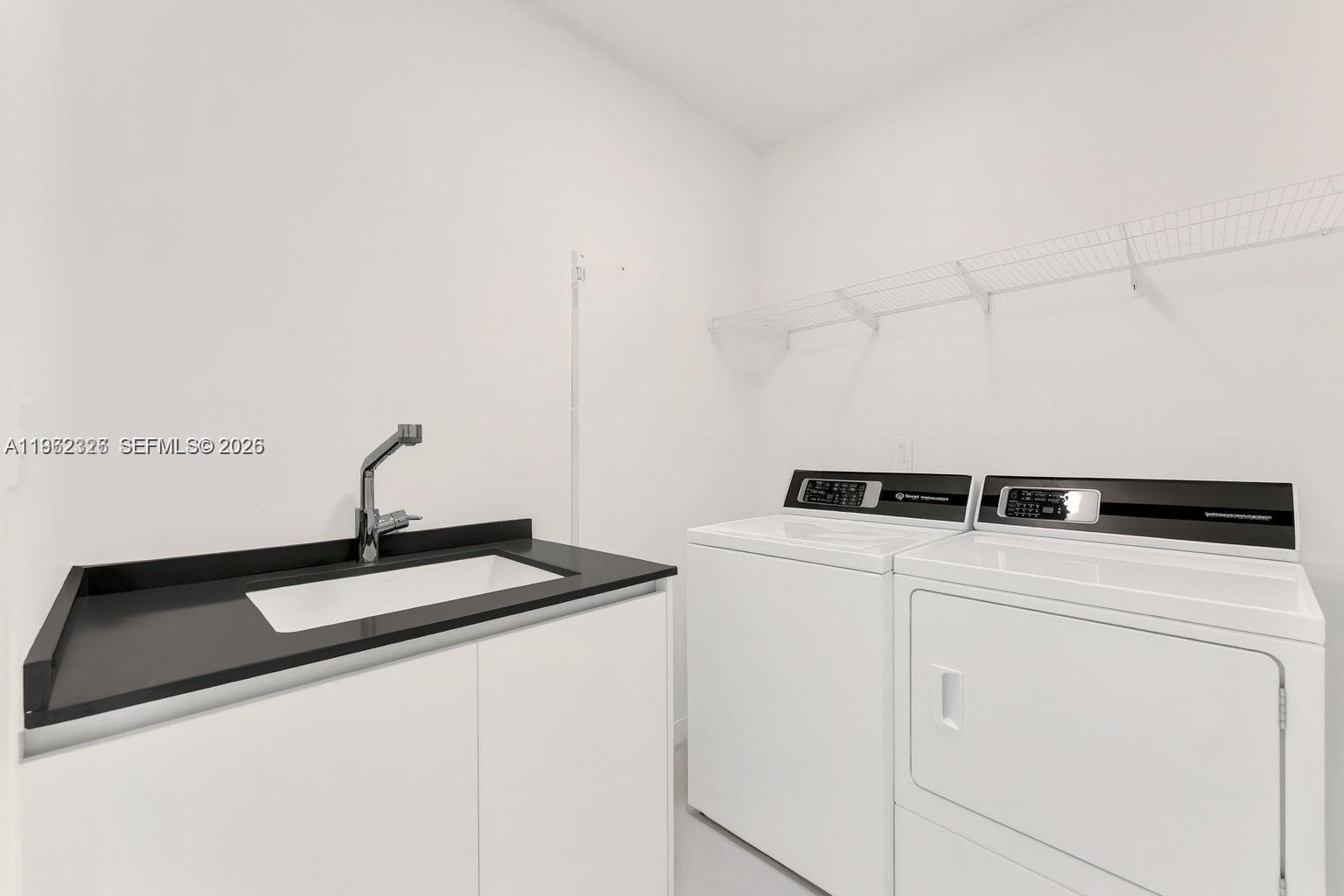 300 N Biscayne Boulevard Way #4104C, Miami FL 33131