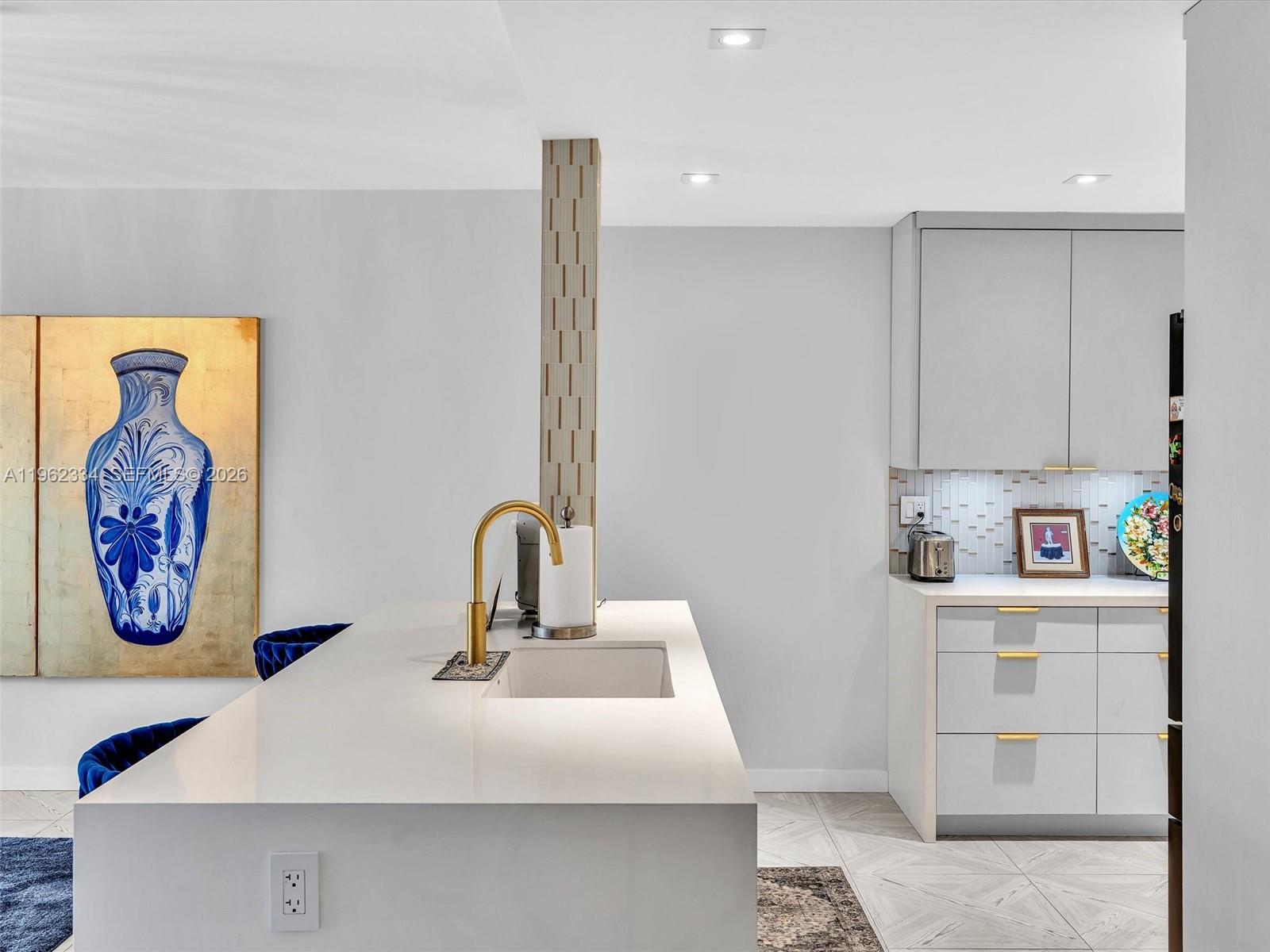 101 Crandon Blvd #479, Key Biscayne FL 33149