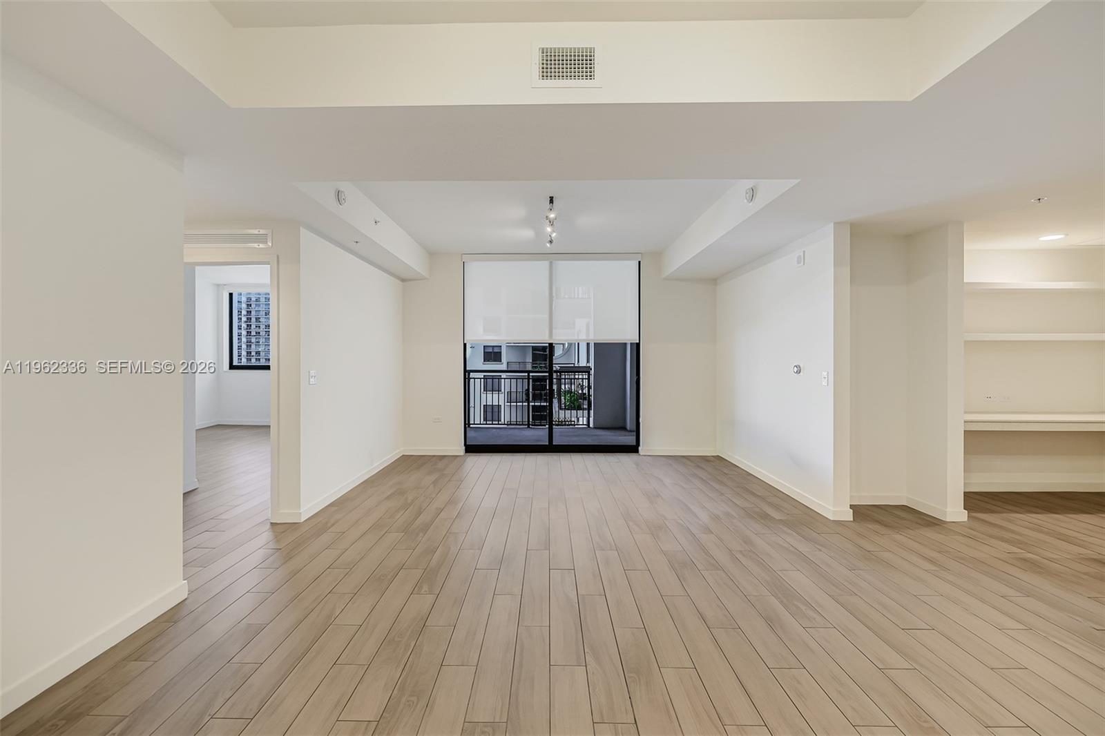 999 SW 1st Ave #1916, Miami FL 33130