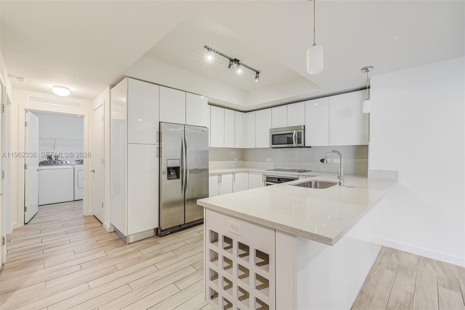 999 SW 1st Ave #1916, Miami FL 33130