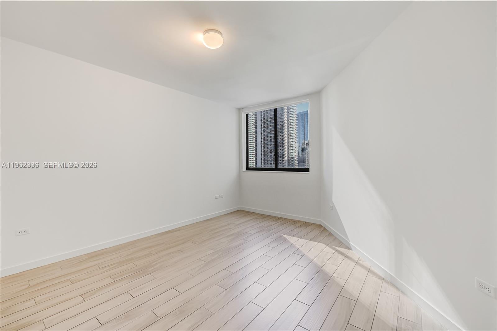 999 SW 1st Ave #1916, Miami FL 33130