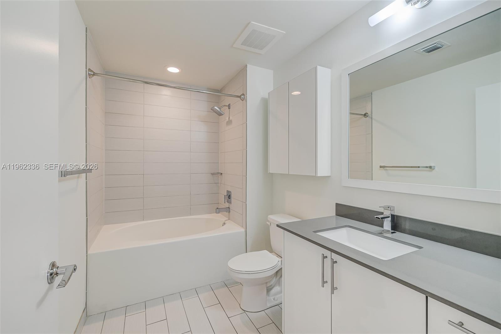 999 SW 1st Ave #1916, Miami FL 33130