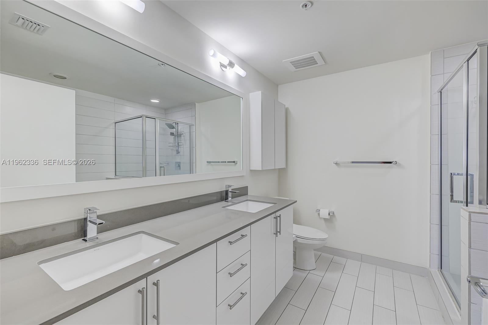 999 SW 1st Ave #1916, Miami FL 33130