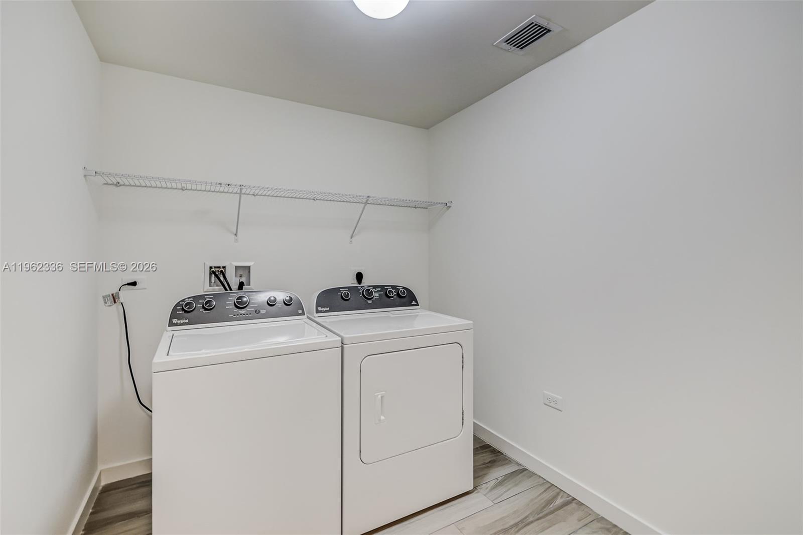 999 SW 1st Ave #1916, Miami FL 33130