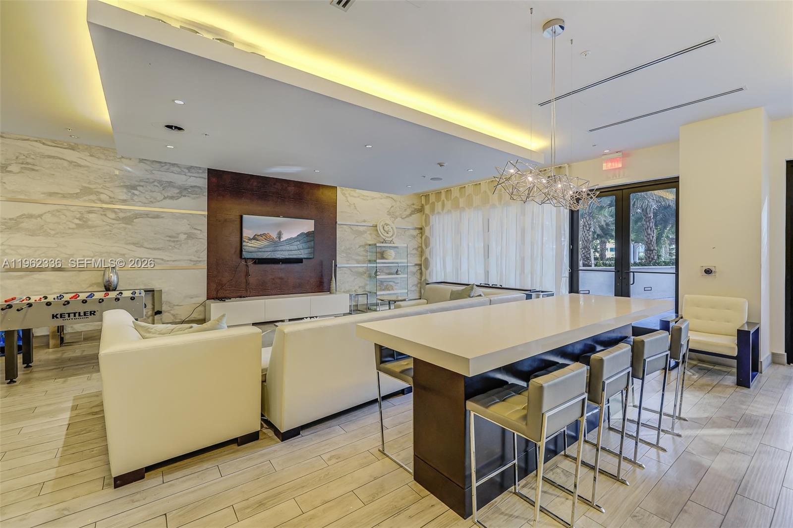 999 SW 1st Ave #1916, Miami FL 33130