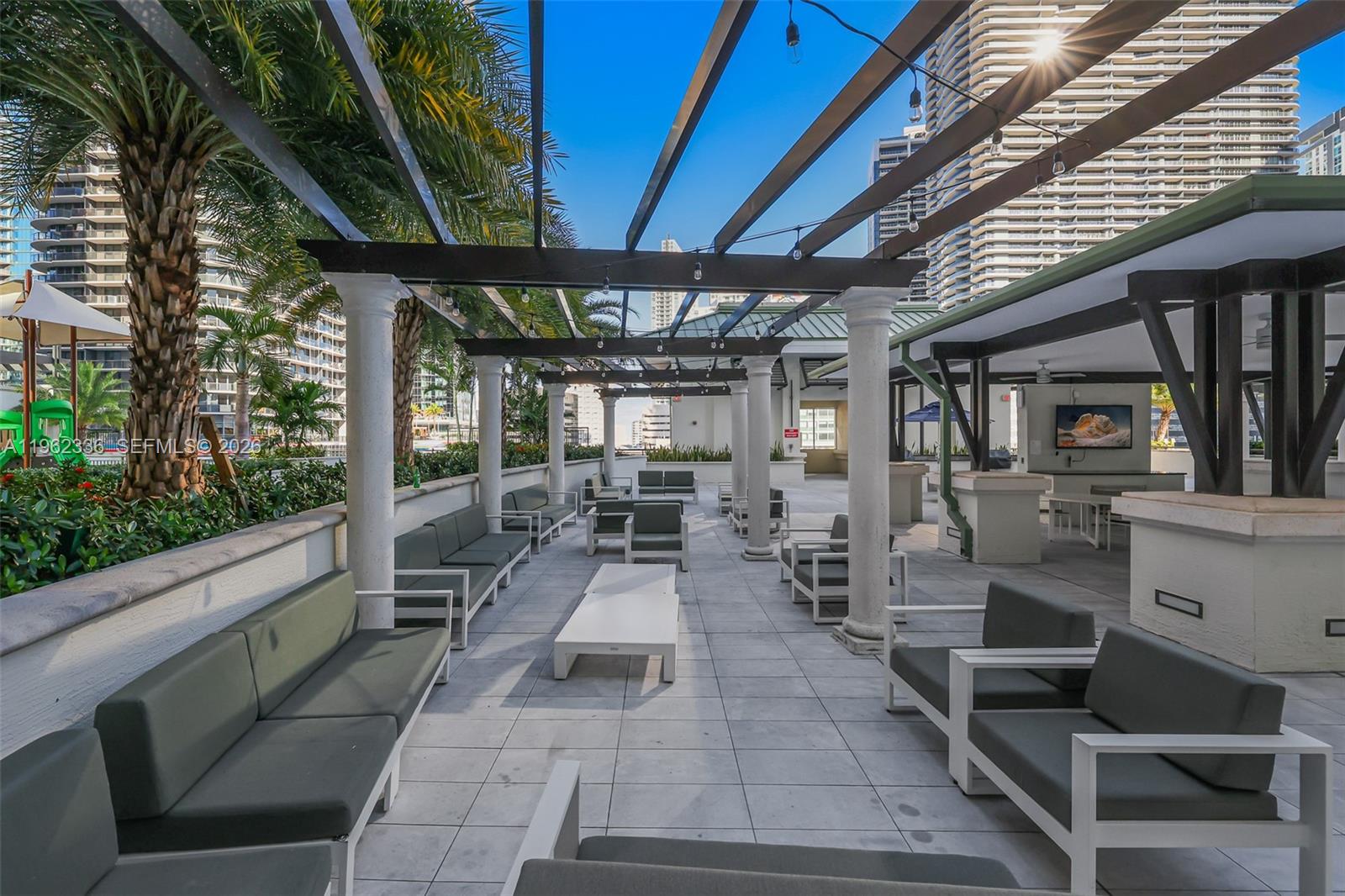 999 SW 1st Ave #1916, Miami FL 33130