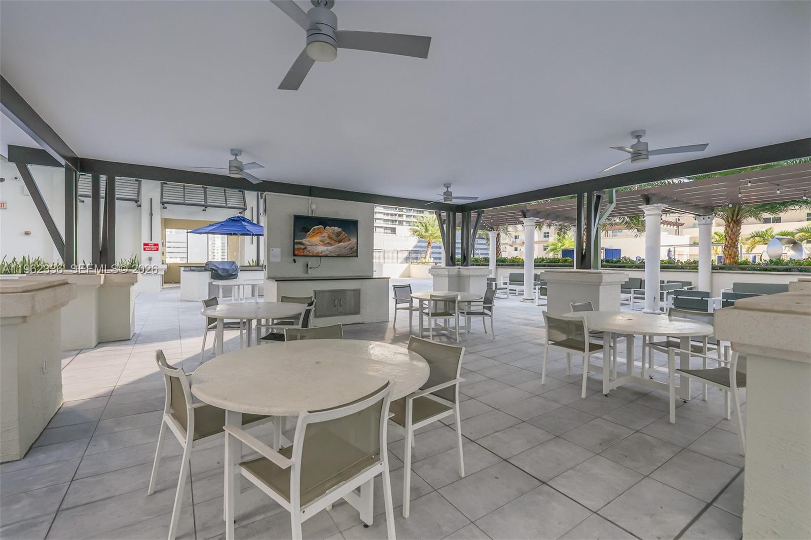 999 SW 1st Ave #1916, Miami FL 33130