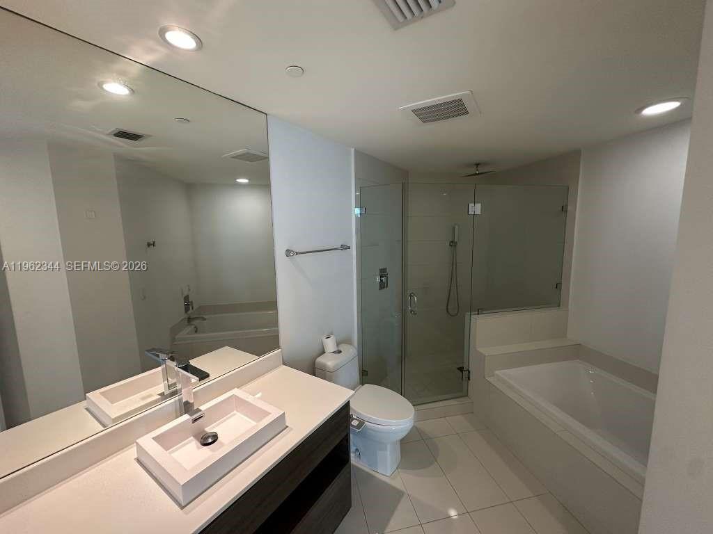 1100 S Miami Ave #2401, Miami FL 33130