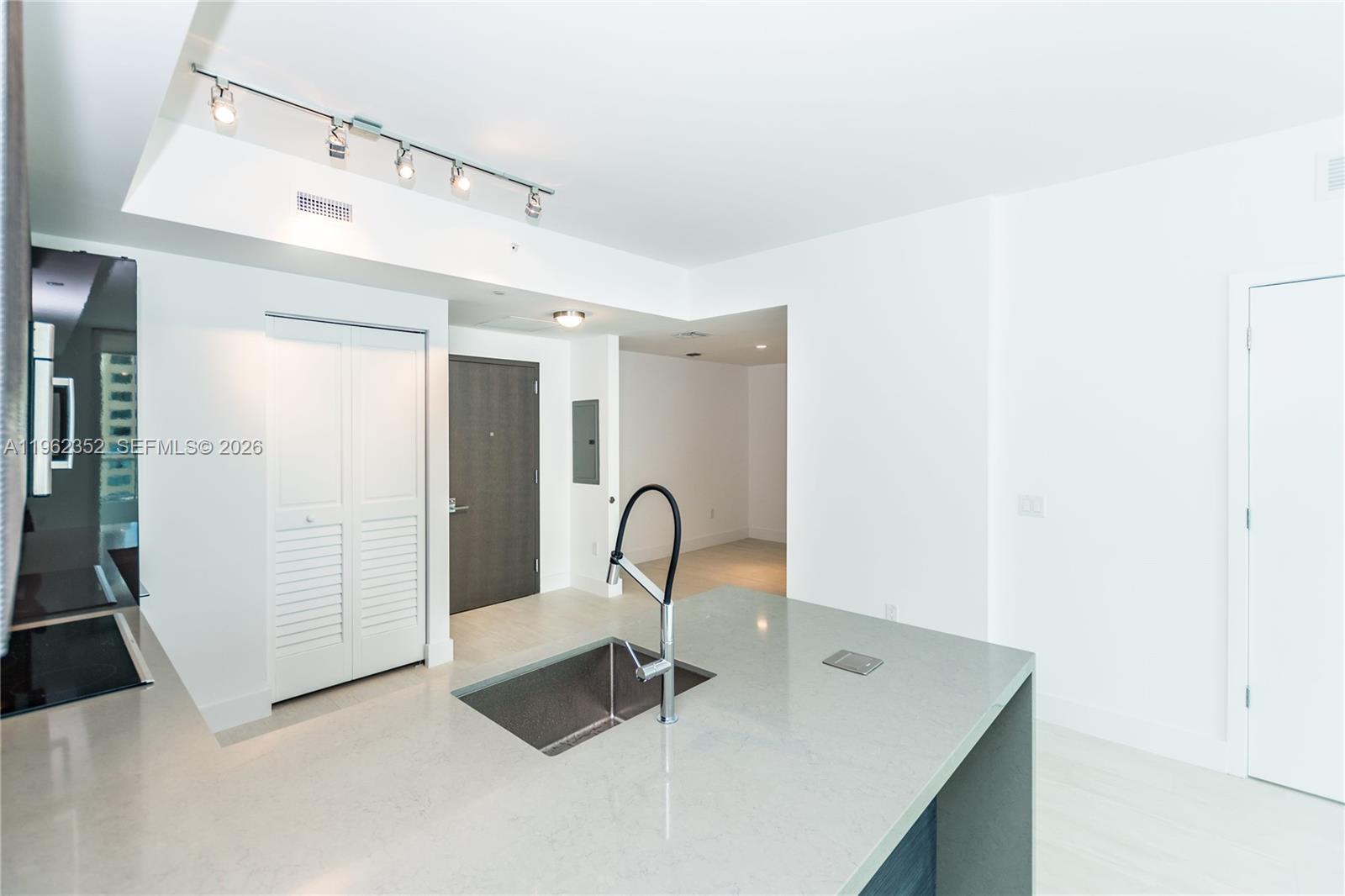 1080 Brickell Ave #1706, Miami FL 33131
