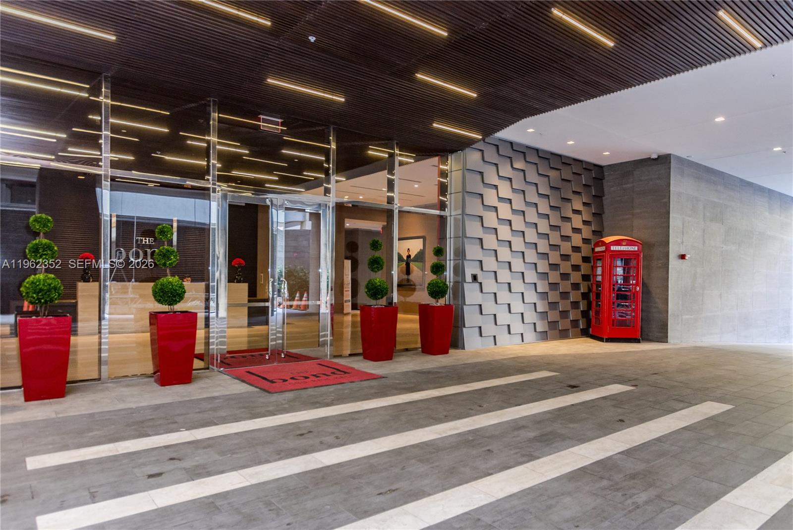 1080 Brickell Ave #1706, Miami FL 33131