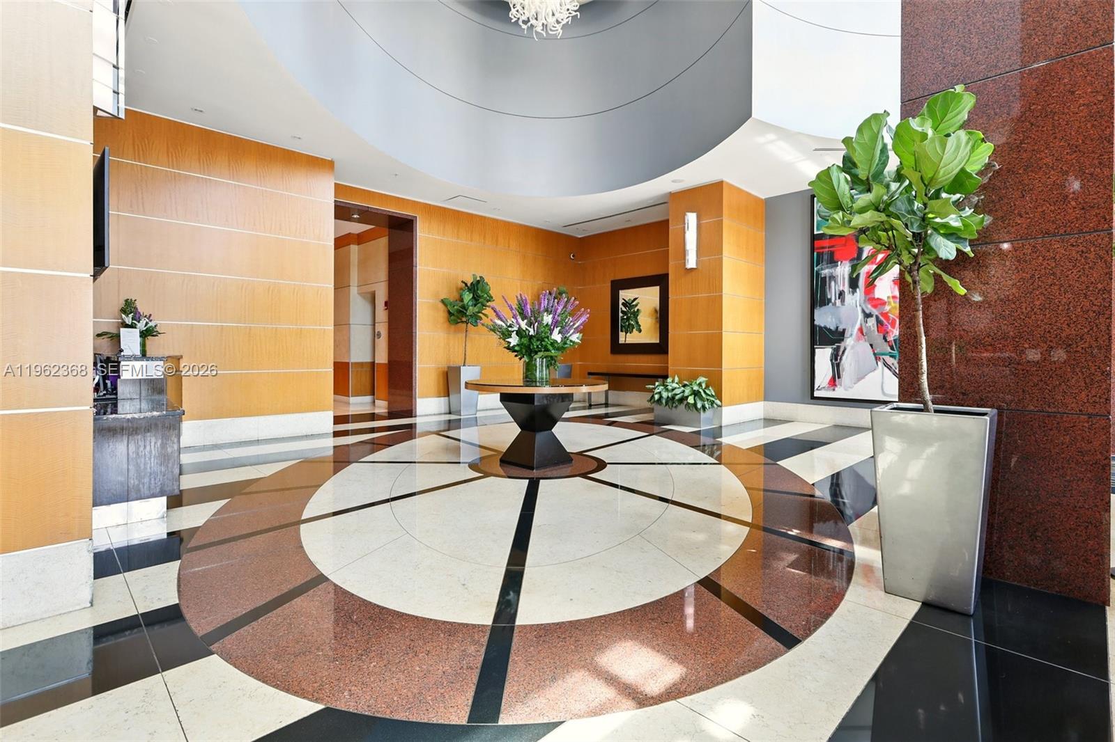 244 Biscayne Blvd #2405, Miami FL 33132