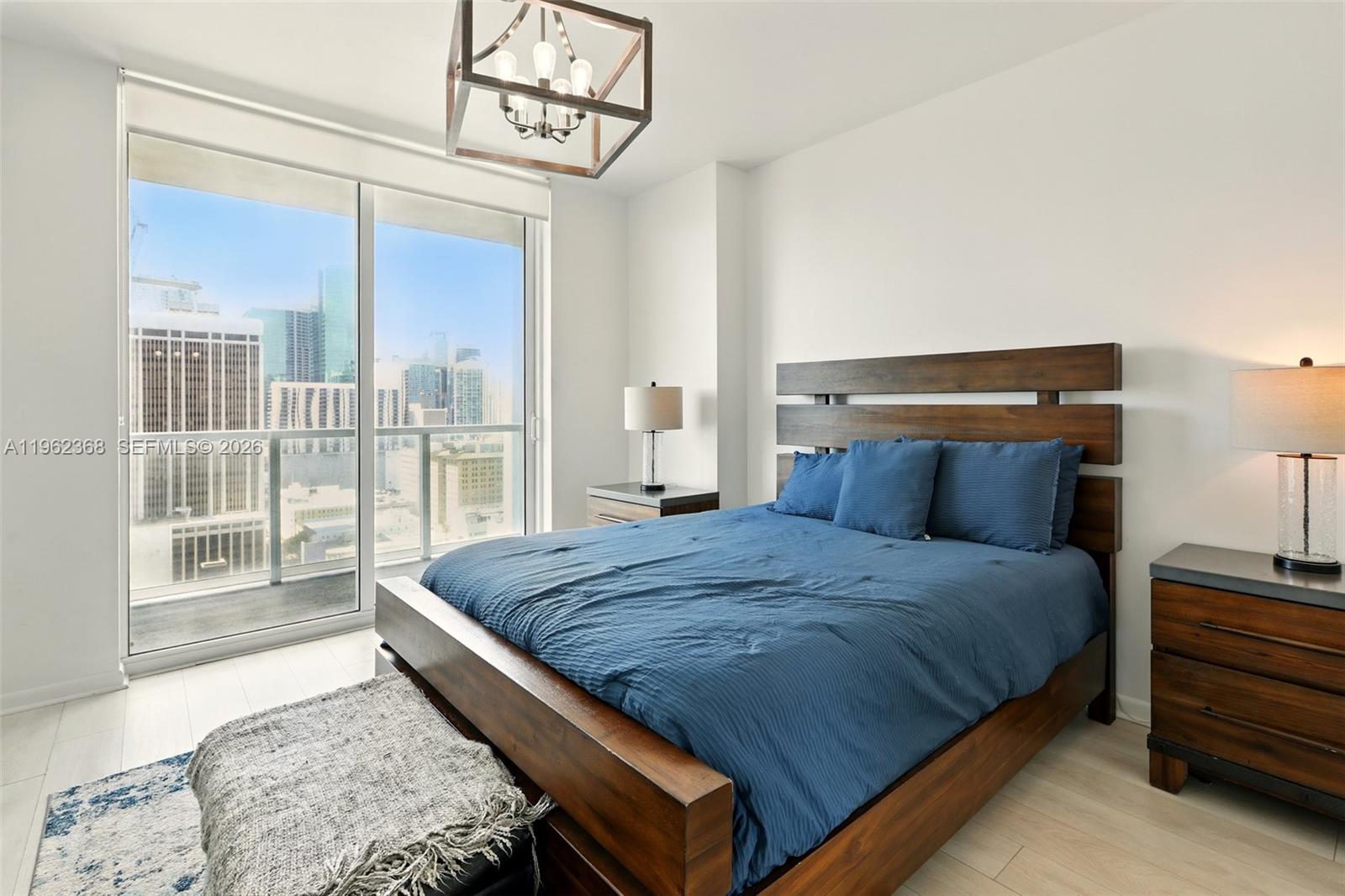 244 Biscayne Blvd #2405, Miami FL 33132