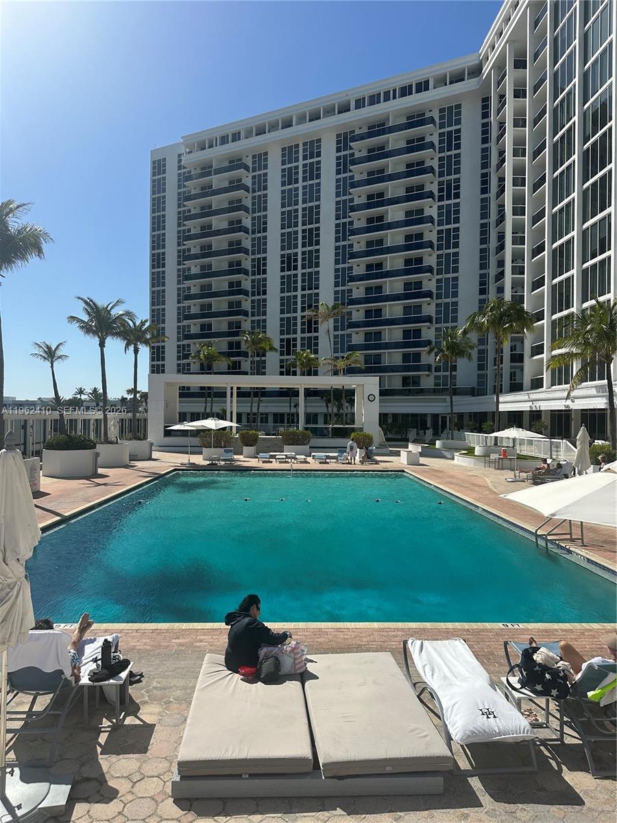 10275 Collins Ave #1402, Bal Harbour FL 33154