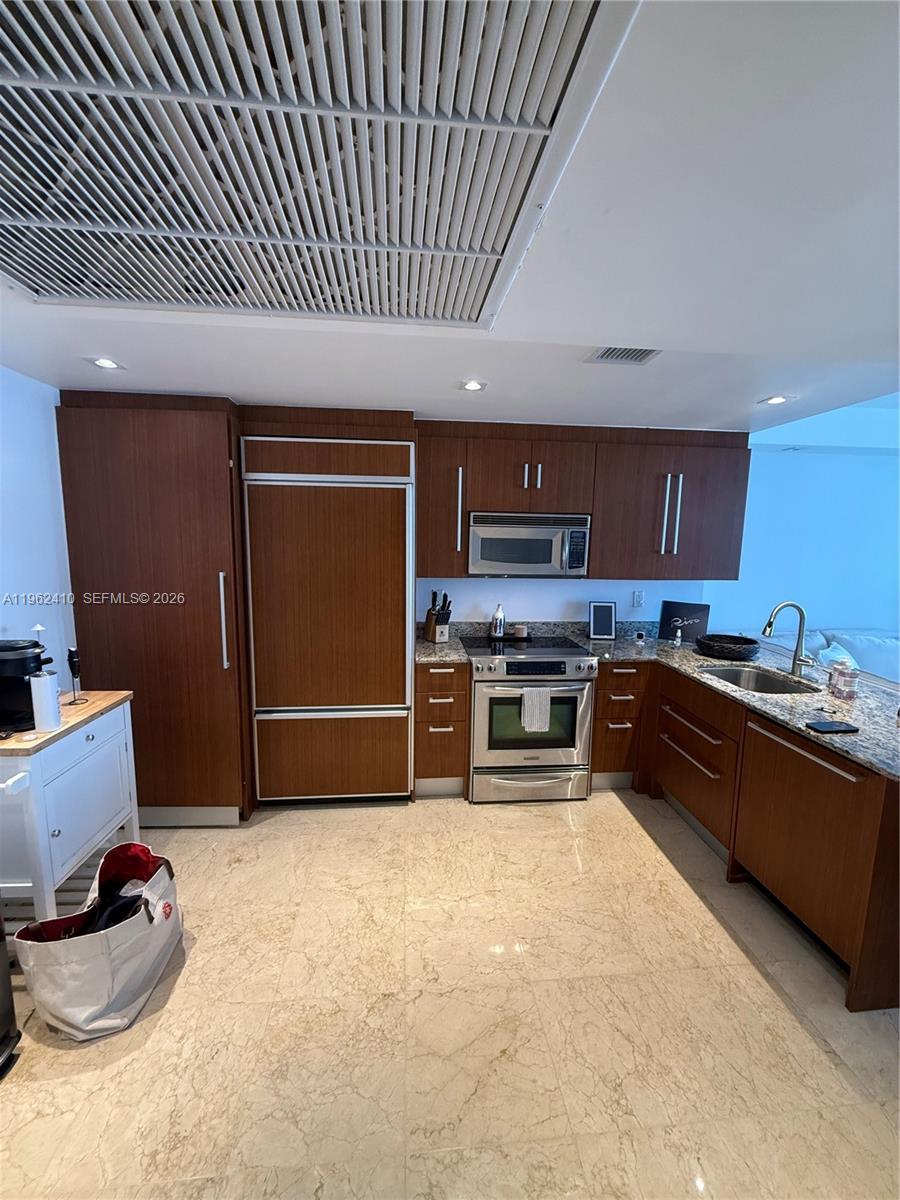 10275 Collins Ave #1402, Bal Harbour FL 33154