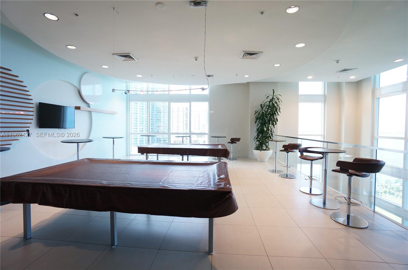 1900 N Bayshore Dr #709, Miami FL 33132