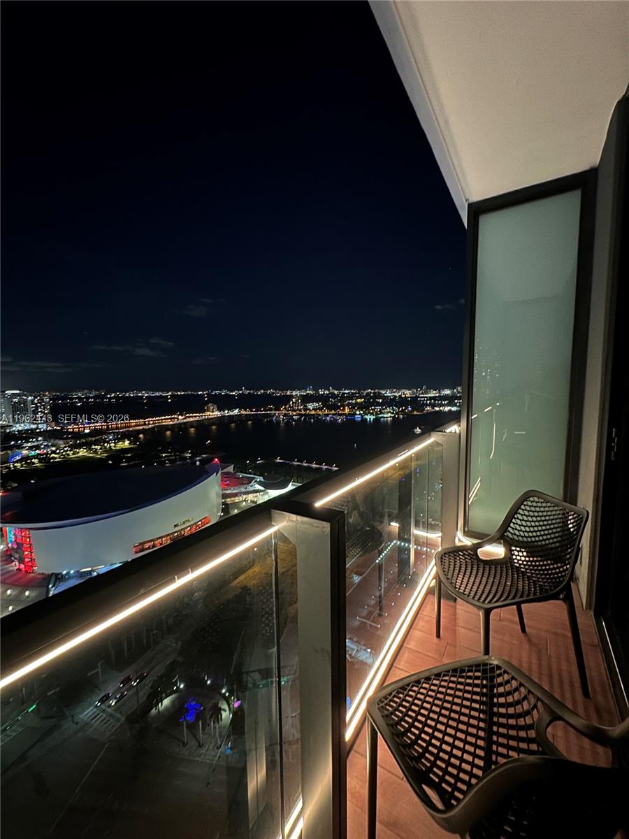 398 NE 5th St #3008, Miami FL 33132