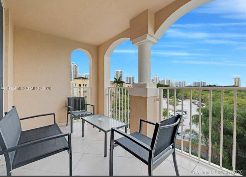 19999 E Country Club Dr #1501, Aventura FL 33180
