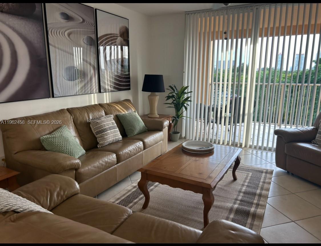 19999 E Country Club Dr #1501, Aventura FL 33180